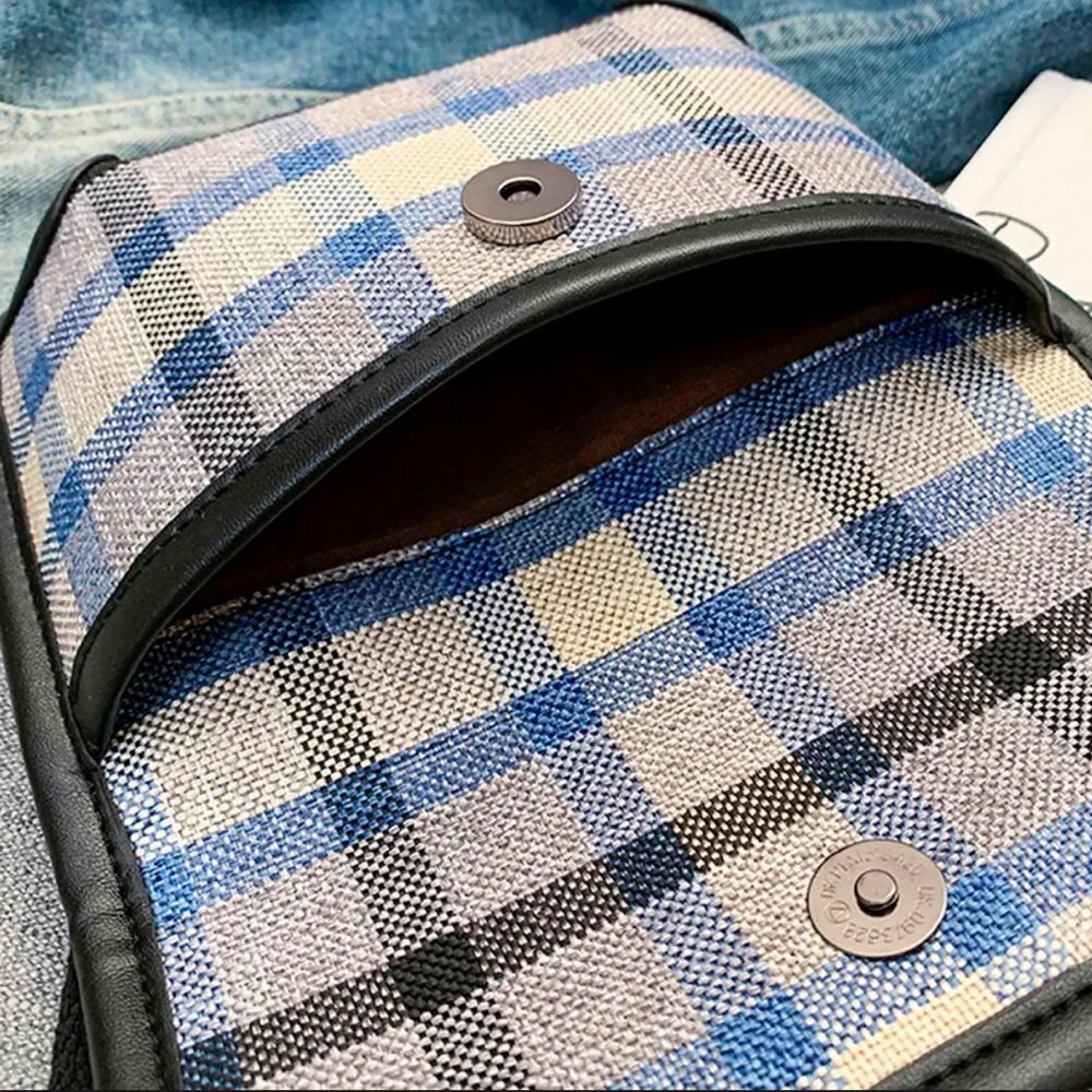 Plaid Mini Messenger Crossbody Bag - Picture 9 of 9